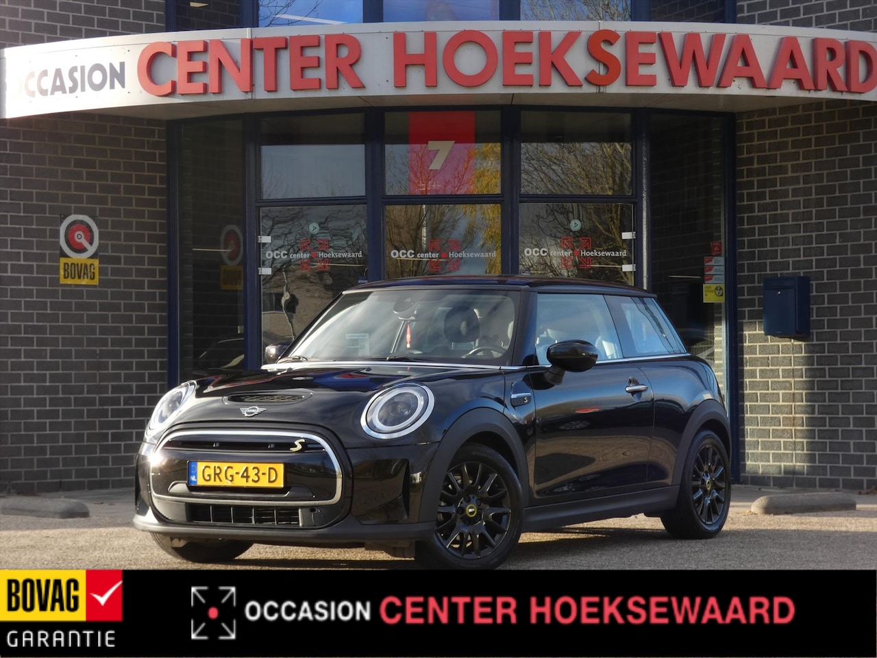 MINI Mini-Electric - 3-Deurs (f56) 33kWh/184pk Essential | Led | Navigatie | Pdc | Carplay | - AutoWereld.nl