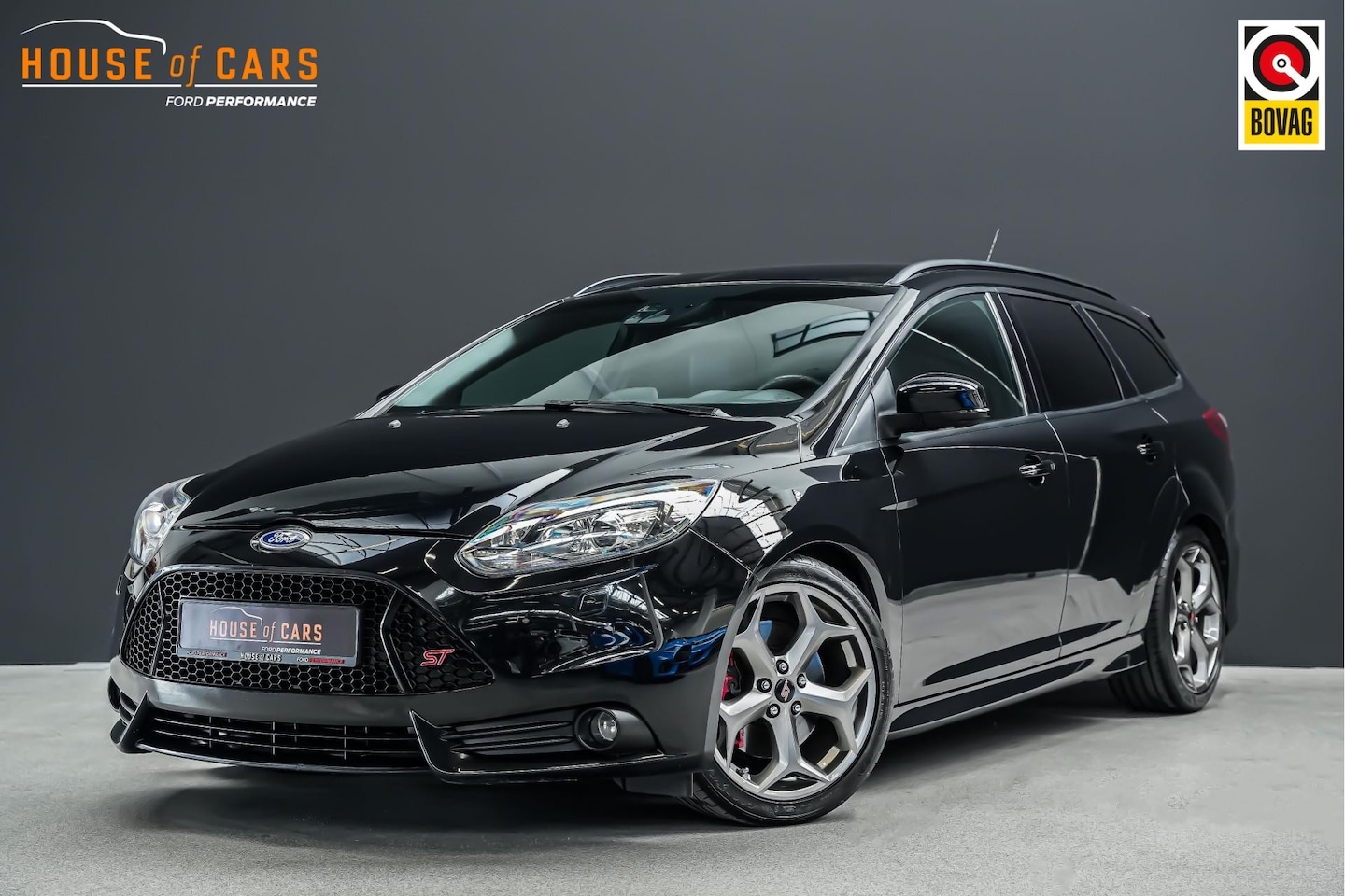 Ford Focus Wagon - 2.0 250pk ST-2 PERFORMANCE PACK |Maxton|Bi-xenon|BLIS|navi|bluetooth|parkeersensoren en ca - AutoWereld.nl