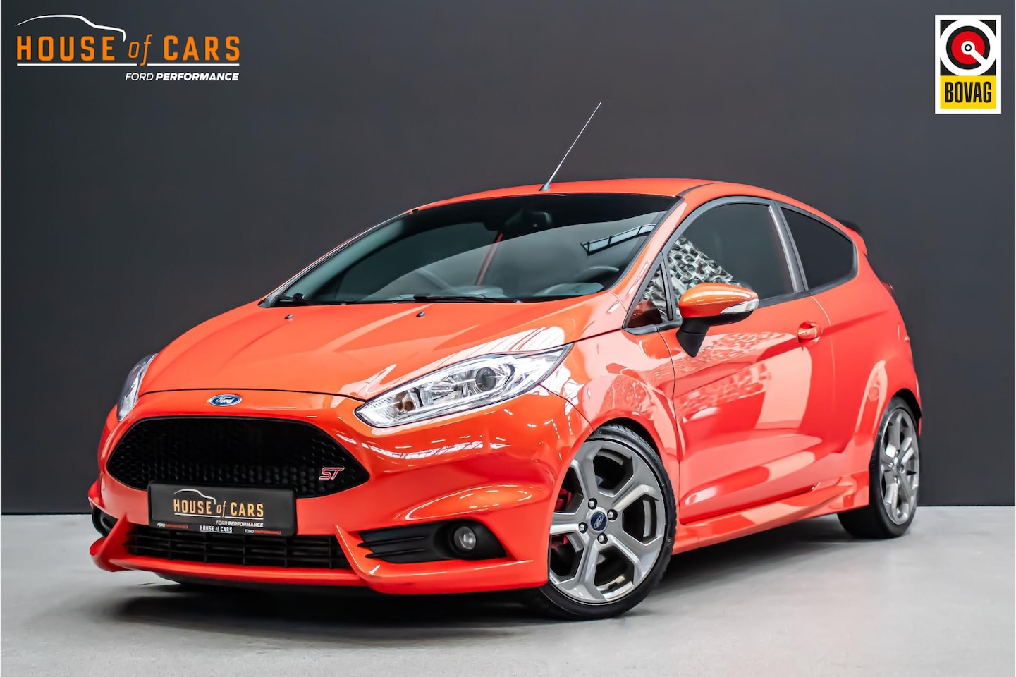 Ford Fiesta - 1.6 182pk ST-2 STYLE PACK |Maxton|H&R verlagingsveren|Friedrich sportuitlaat|stage 1|parke - AutoWereld.nl