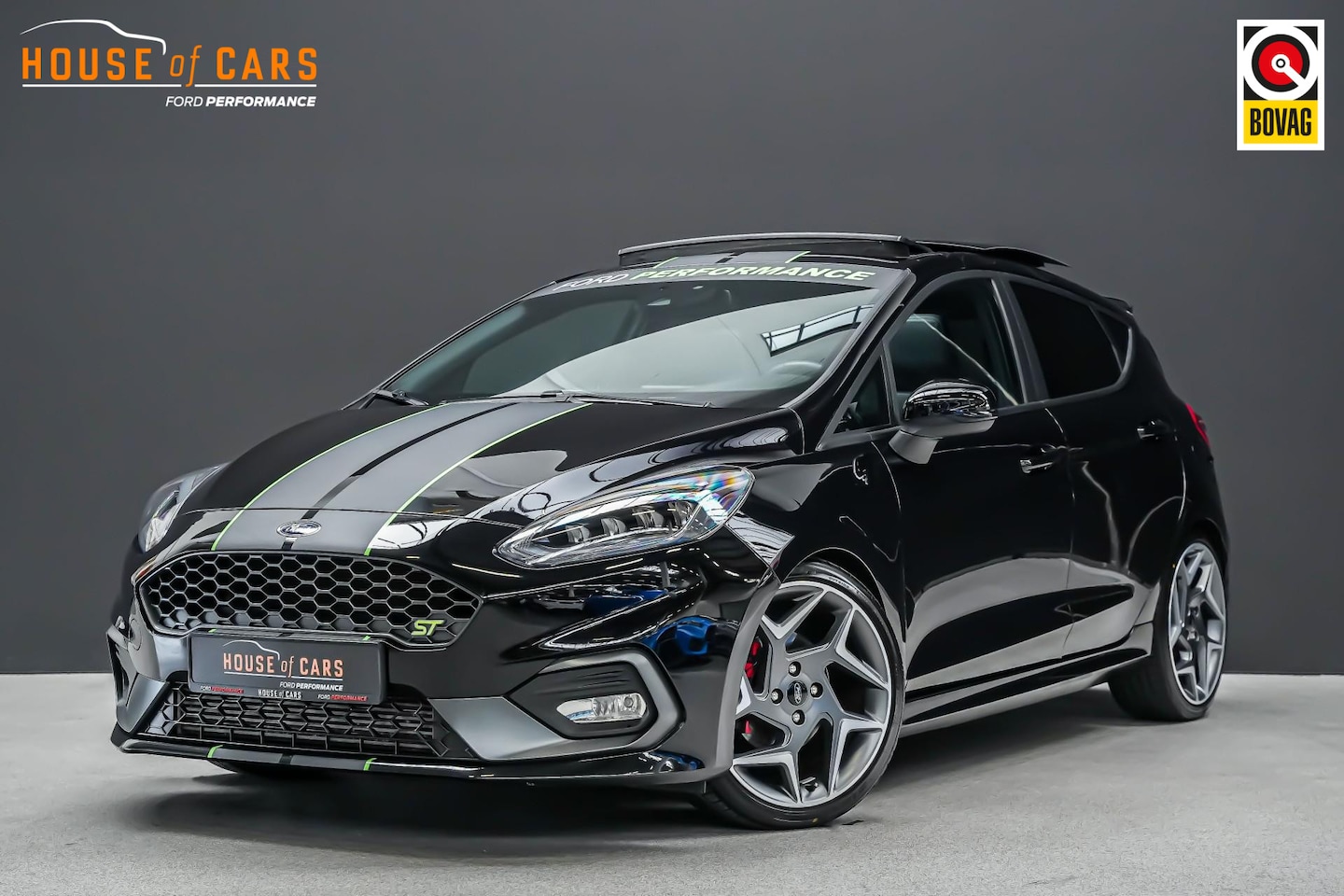 Ford Fiesta - 1.5 200pk ST-3 PERFORMANCE PACK |full options|launch control|camera|B&O|winterpack|verlaag - AutoWereld.nl