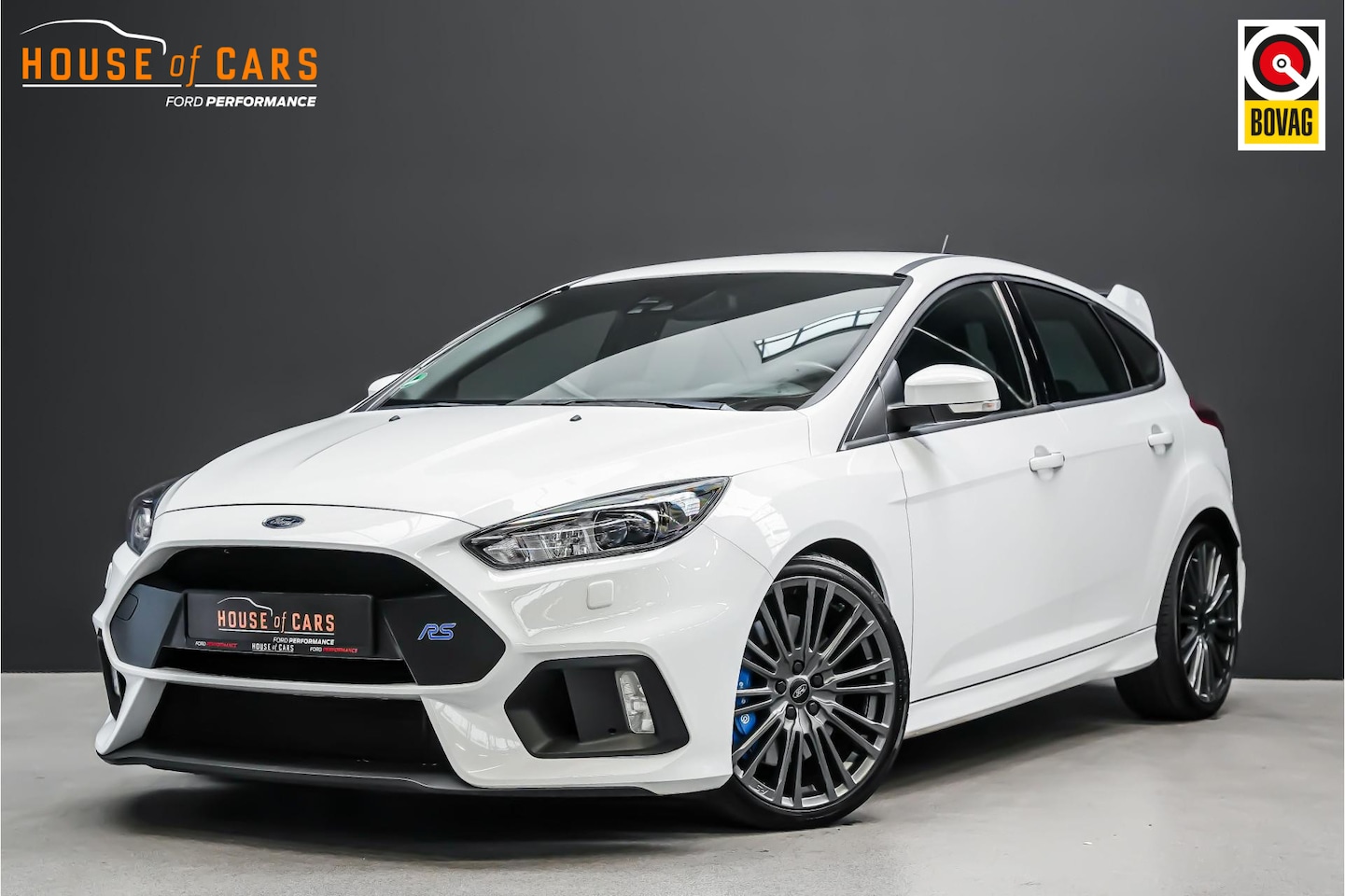 Ford Focus - 2.3 350pk RS |BTW|schaalstoelen|Sony|bi-xenon|parkeer camera|bluetooth|cruise control|19"| - AutoWereld.nl