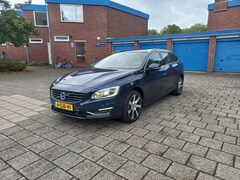 Volvo V60 - 2.4 D6 AWD Plug-In Hybrid Summum Leder Ocean Blue