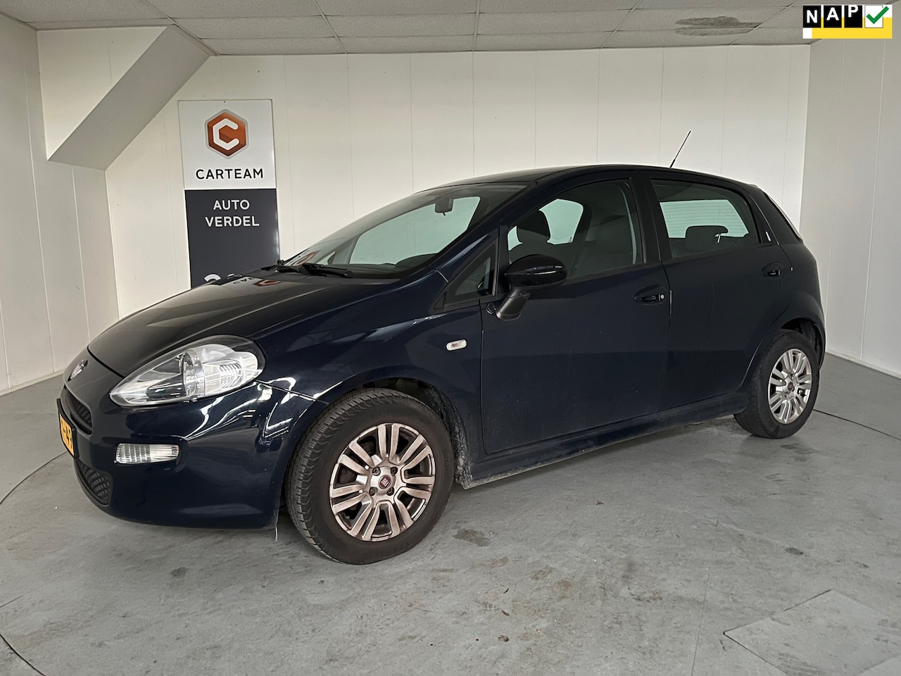 Fiat Punto Evo - 0.9 TwinAir Street Airco, LMV - AutoWereld.nl