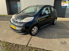 Peugeot 107 - 1.0-12V XS