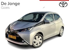 Toyota Aygo - 1.0 VVT-i x-play Airco | Parkeercamera