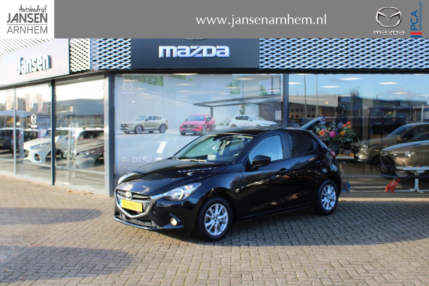 Mazda 2 - 1.5 Skyactiv-G Intro Edition 1.5 Skyactiv-G Intro Edition , Airco, Cruise, LMV 15 Inch, All Season, LKA, Navi - AutoWereld.nl