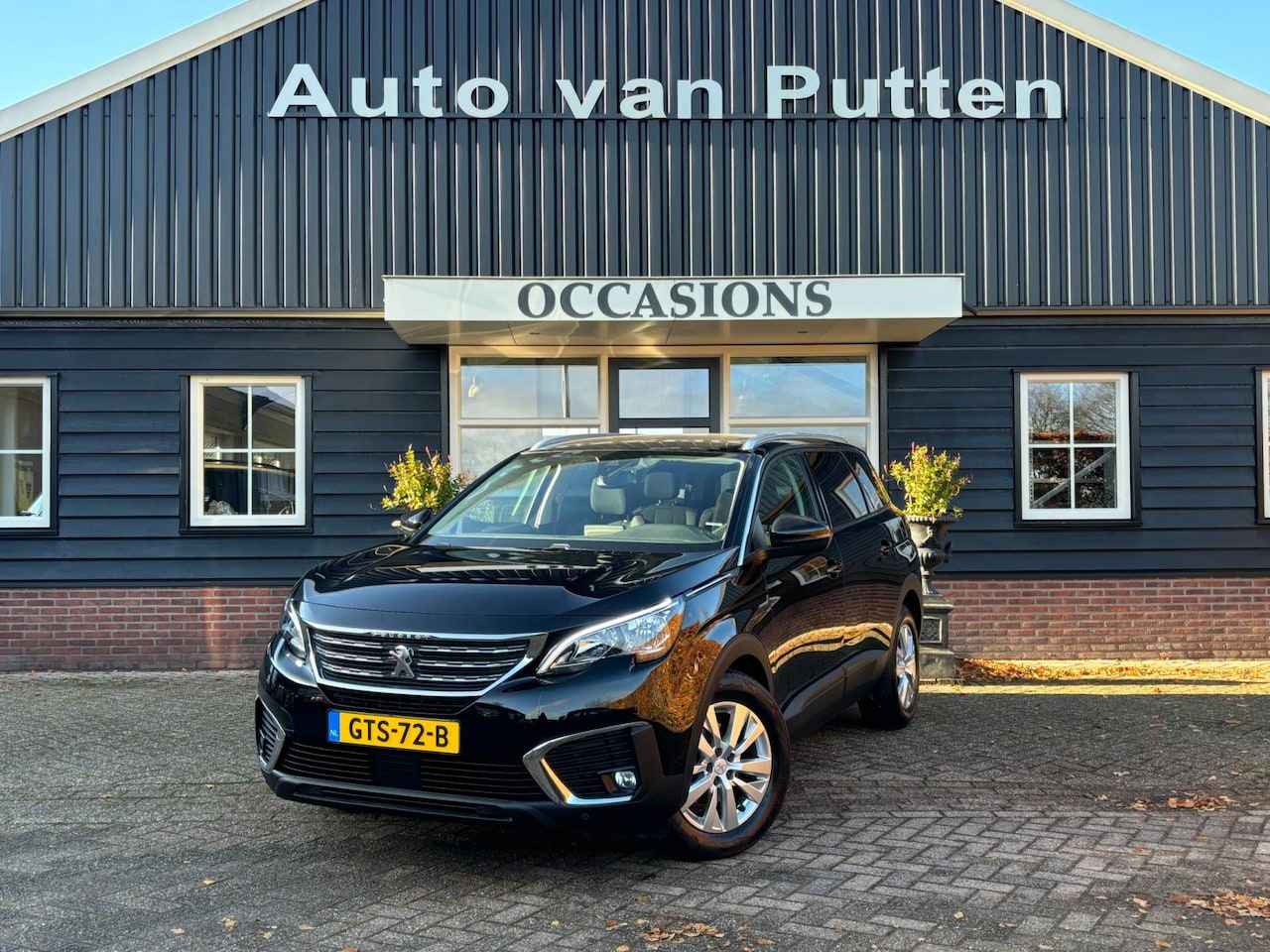 Peugeot 5008 - 1.2 / Automaat / 7 Pers. / Navigatie / LED / Apple Carplay / Clima / Cruise / - AutoWereld.nl