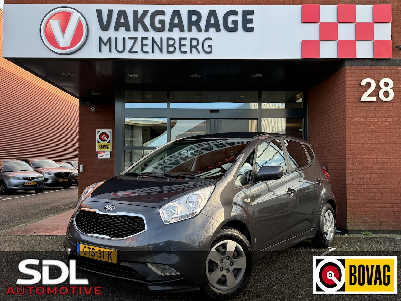 Kia Venga - 1.6 CVVT DynamicLine // LED // CRUISE // NAVI // TREKHAAK // - AutoWereld.nl