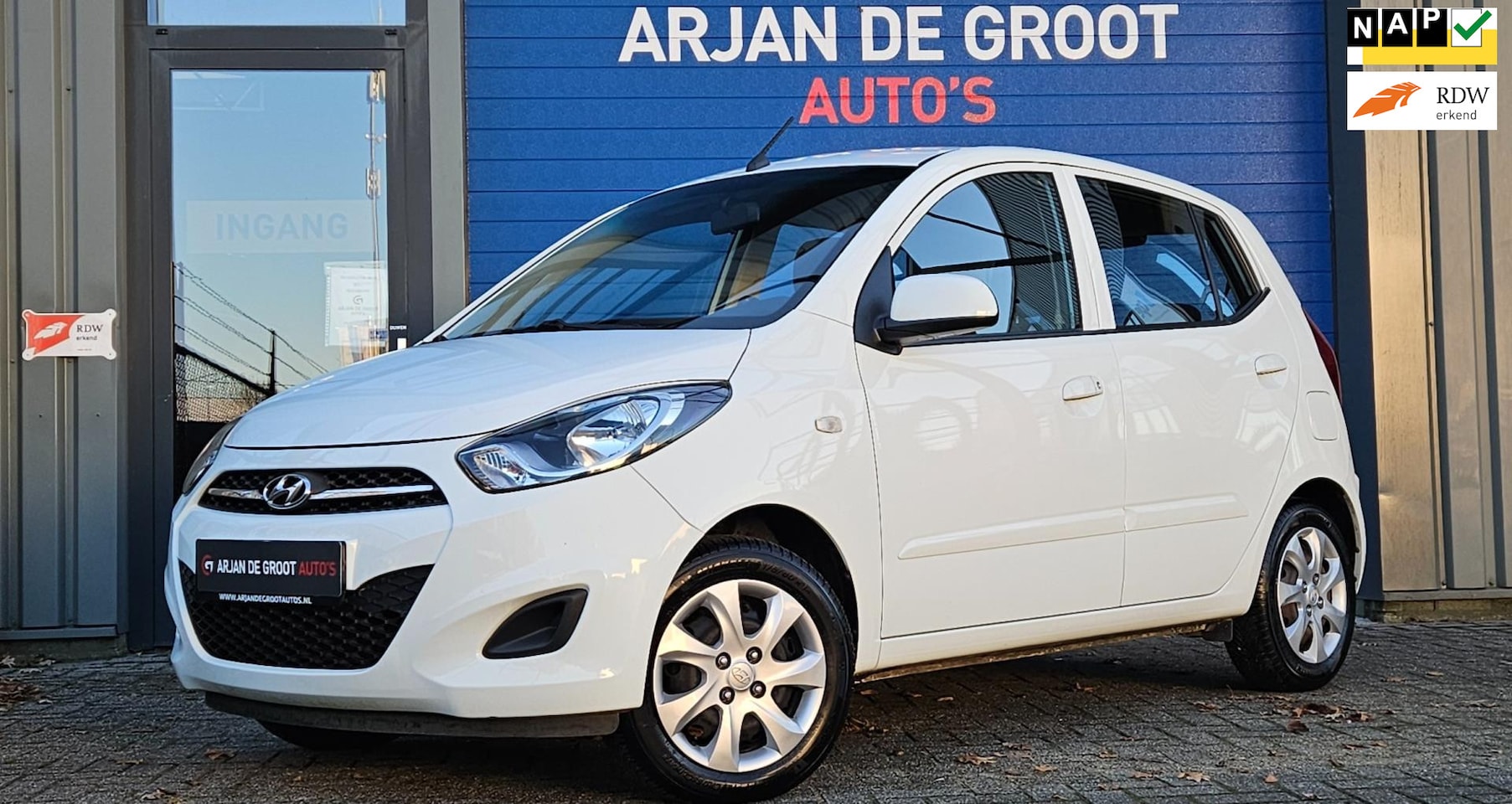 Hyundai i10 - 1.1 70PK AUTOMAAT Airco Parkeersensoren Elec pakket - AutoWereld.nl