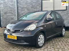 Toyota Aygo - 1.0-12V + 5 Deurs Elek Ramen Nap Nette Auto