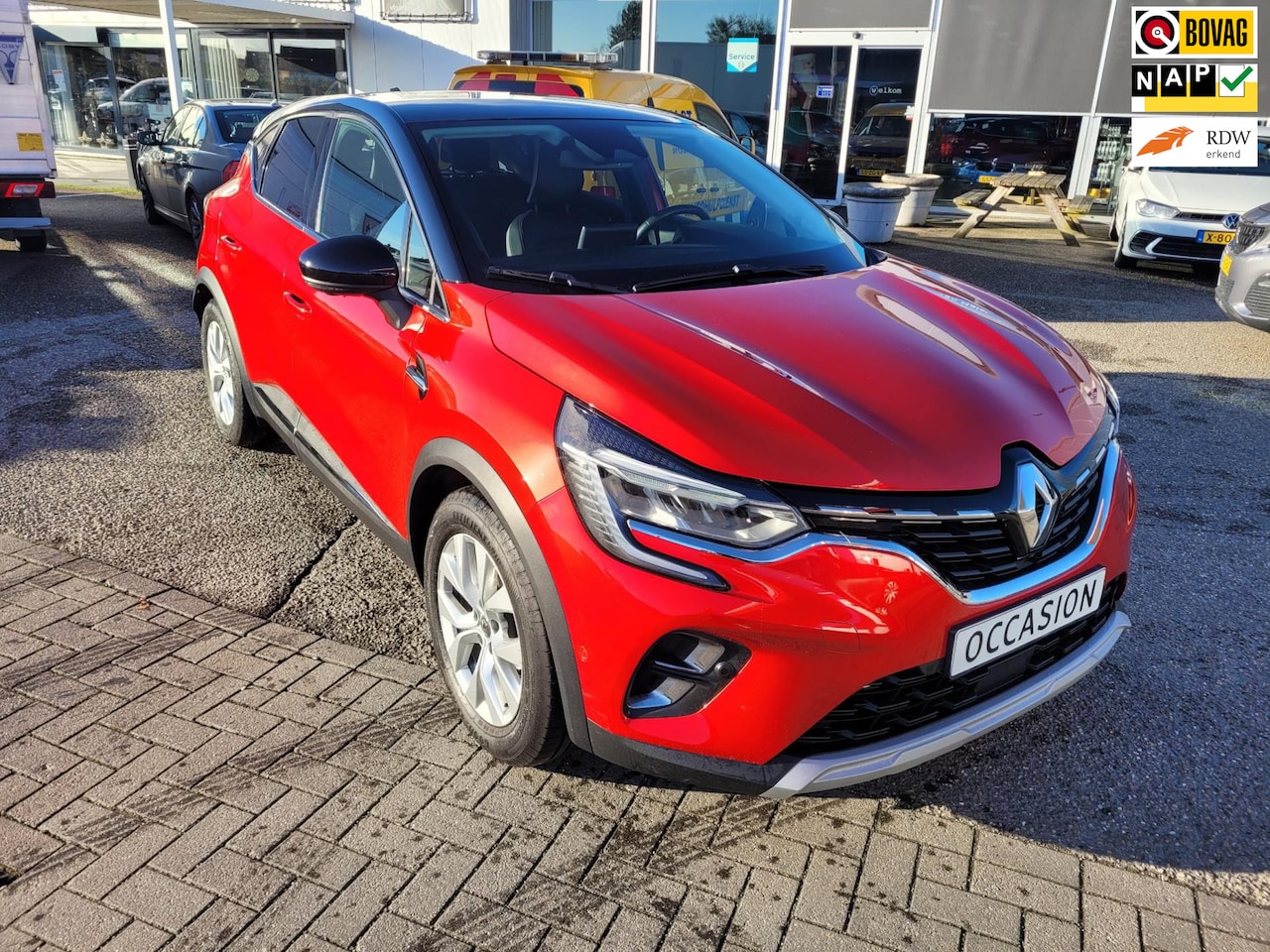 Renault Captur - 1.3 TCe 140 Intens automaat Camera 360 Airco Parksens. v+a Navi Trekhaak - AutoWereld.nl