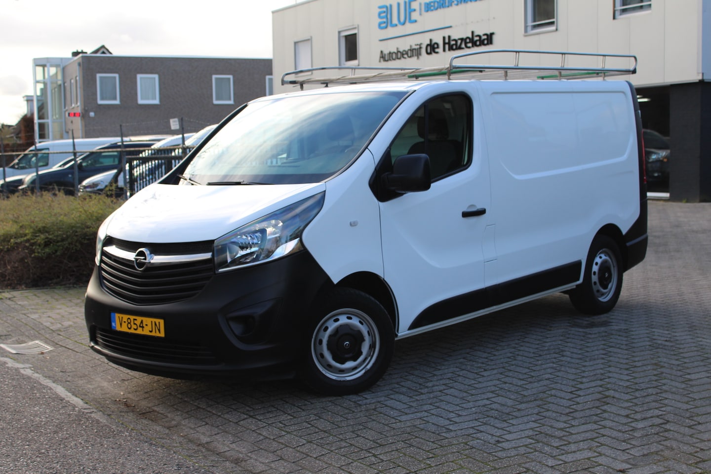 Opel Vivaro - 1.6 CDTI 145PK Euro6 L1 Edition EcoFlex ✓ imperiaal ✓ trekhaak ✓ airco - AutoWereld.nl