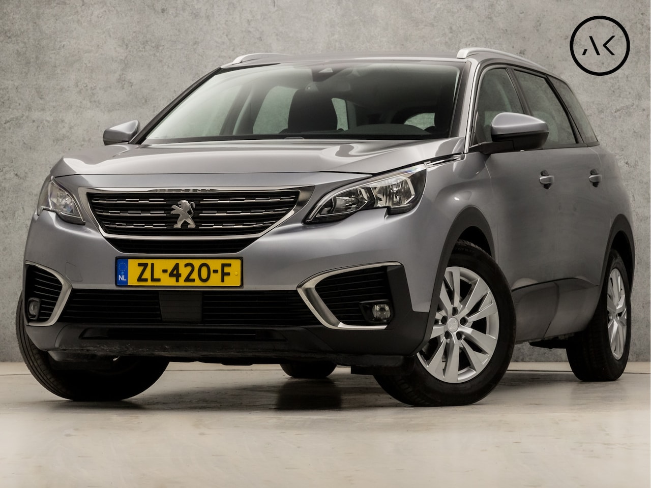 Peugeot 5008 - 1.2 PureTech Sport 7 Persoons Automaat (APPLE CARPLAY, GROOT NAVI, CLIMATE, PARKEERSENSORE - AutoWereld.nl