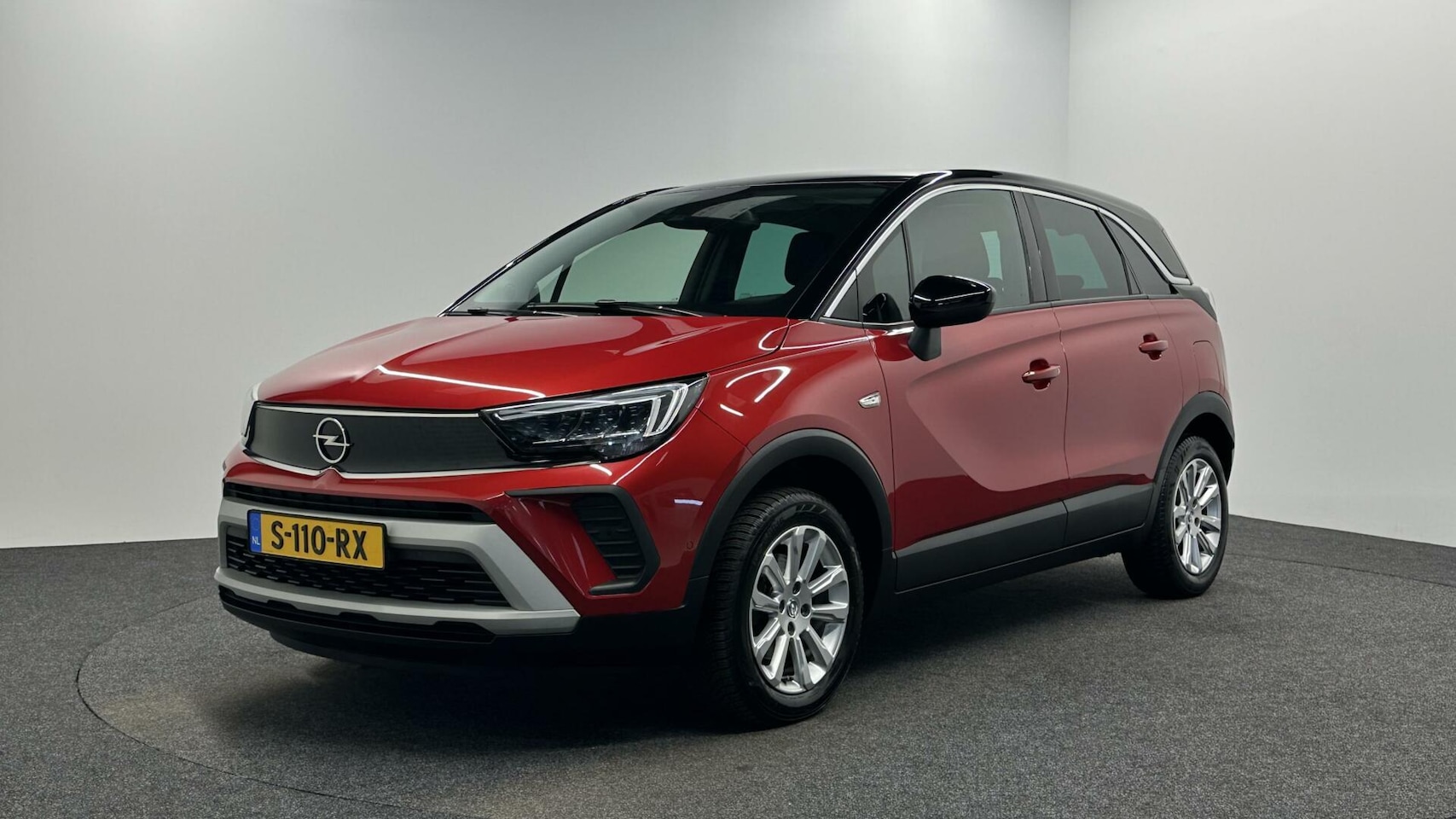 Opel Crossland - 1.2 Turbo GS Line|Automaat|Stuurverarming|AppleCarplay|Navi| - AutoWereld.nl