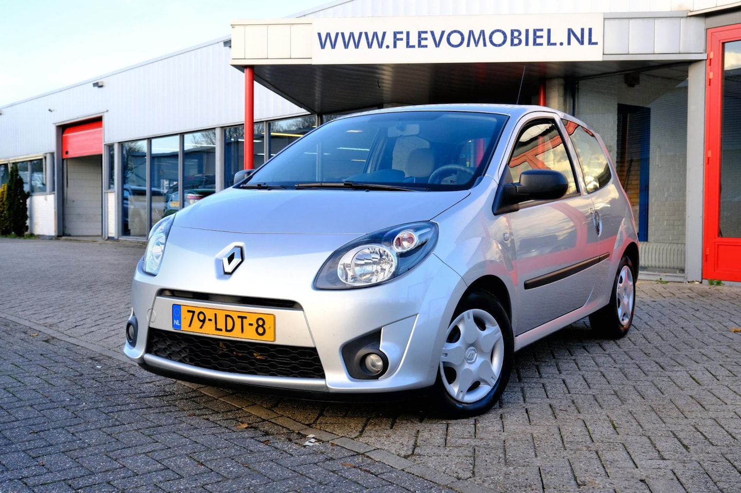 Renault Twingo - 1.2-16V Authentique Airco - AutoWereld.nl