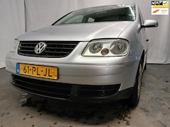 Volkswagen Touran - 1.6 Trendline - Rondom Schade