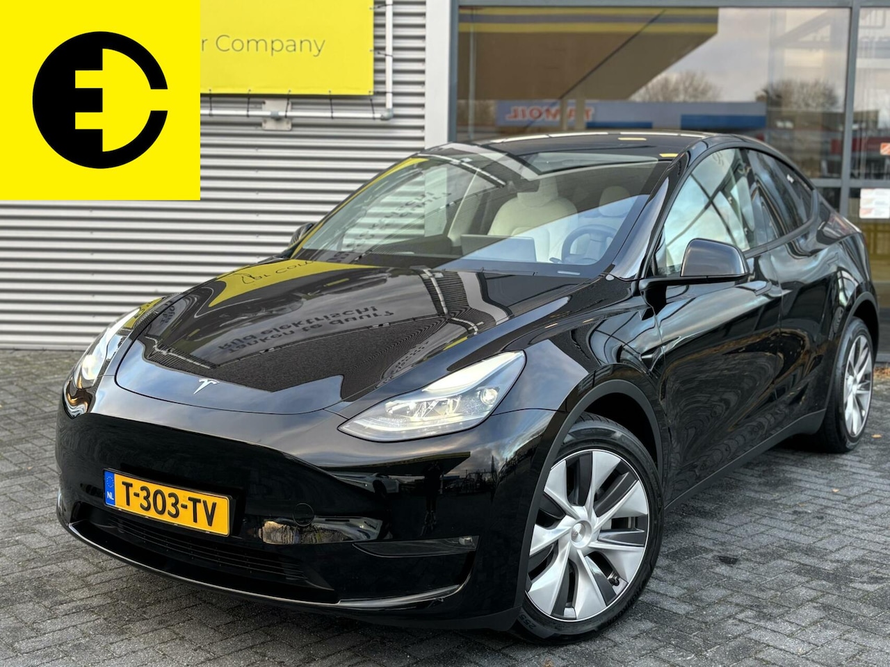 Tesla Model Y - Long Range AWD 75 kWh | Autopilot |Pano | Warmtepomp - AutoWereld.nl