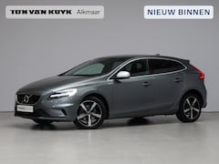 Volvo V40 - 2.0 T4 Business Sport / Pano. dak / Achteruitrijcamera / Leer / Keyless entry / verw. voor