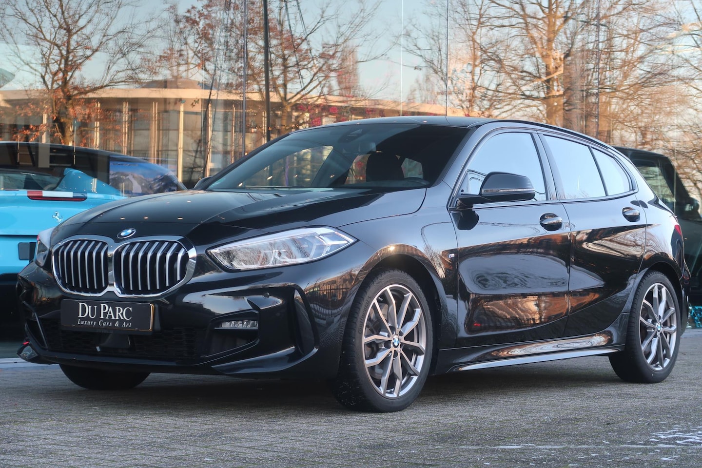 BMW 1-serie - 120 I High Executive M-Pakket Head Up - AutoWereld.nl