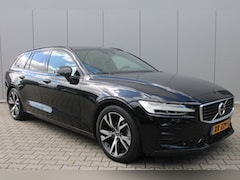 Volvo V60 - T5 R-Design / Panorama Dak / Head-Up Display / Trekhaak