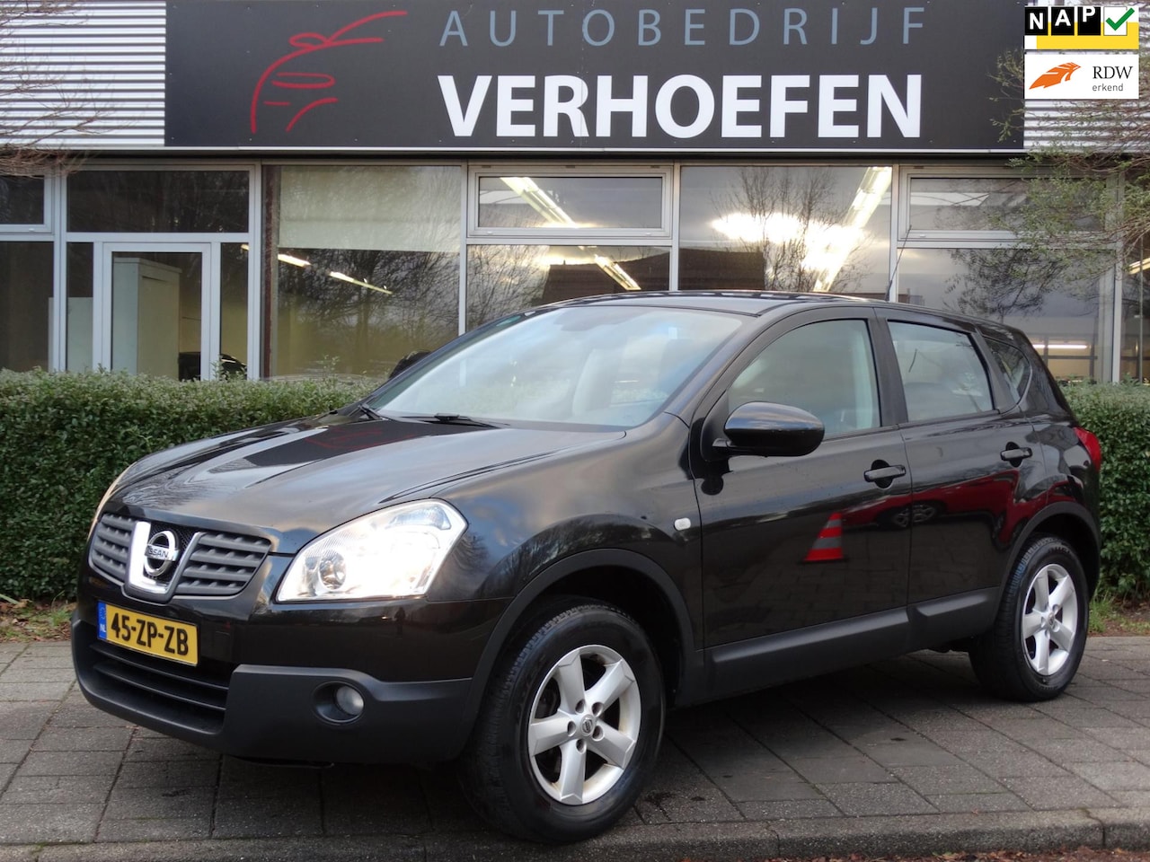 Nissan Qashqai - 2.0 Tekna Premium - AUTOMAAT - NAVIGATIE - PARK CAMERA - CRUISE / CLIMATE CONTR !! - AutoWereld.nl