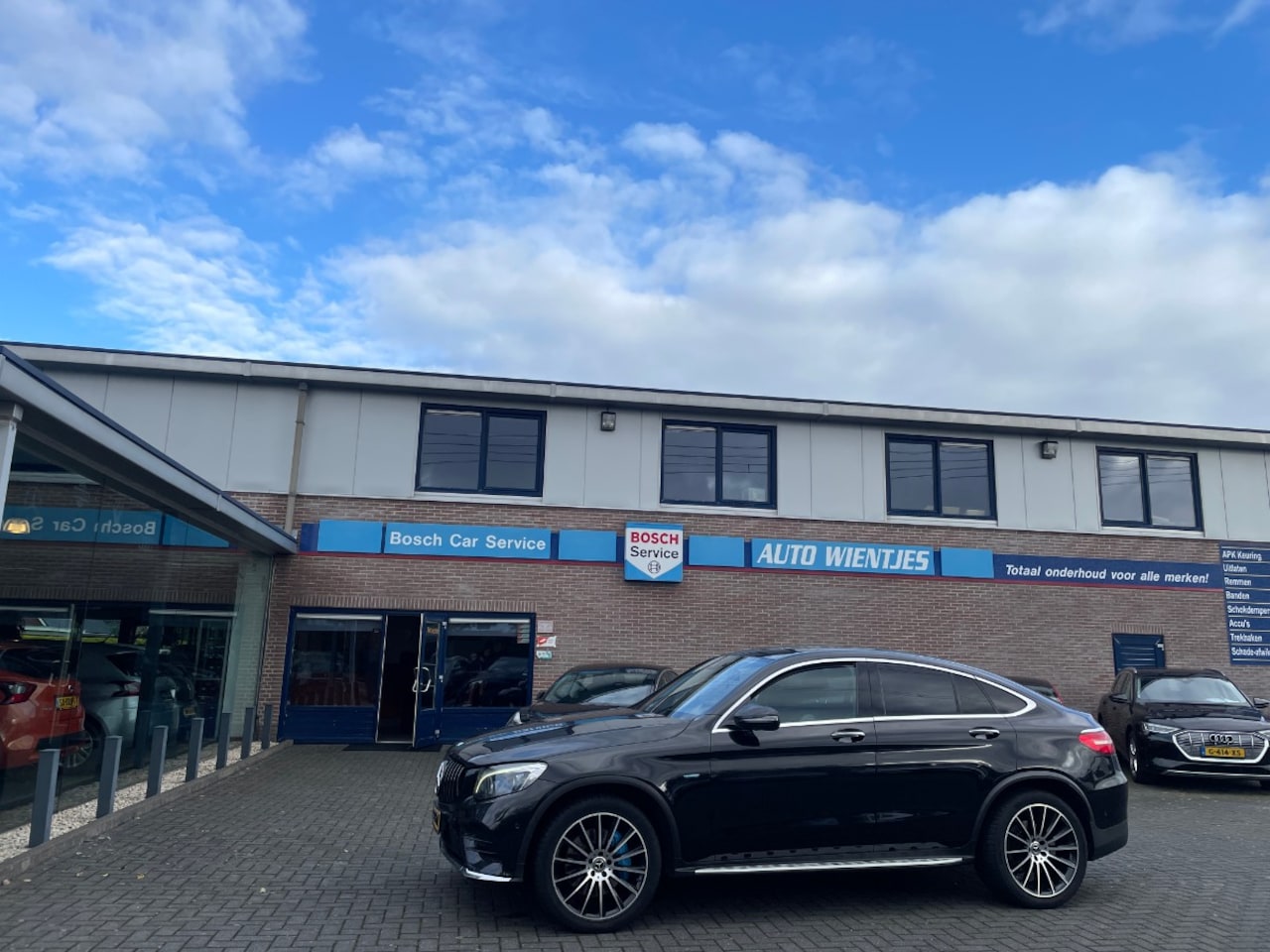 Mercedes-Benz GLC-klasse Coupé - 350e 4MATIC Business Solution AMG 350e 4MATIC | Business Solution AMG | Leer - AutoWereld.nl