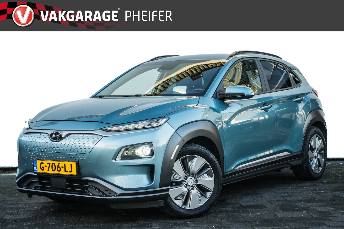 Hyundai Kona Electric - EV Premium 64 kWh Head up/ Krell audio/ Leer/ Stuur-stoelverwarming/ Camera/ Adapt. cruise - AutoWereld.nl