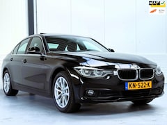 BMW 3-serie - 318i Centennial Executive|Schuifdak Eindejaarsactie