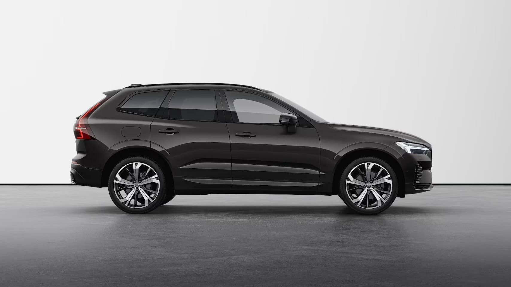 Volvo XC60 - 2.0 Recharge T6 AWD Ultra Dark MY2025 FULL OPTION - AutoWereld.nl