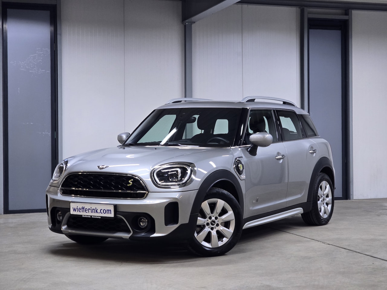 MINI Countryman - Mini Cooper SE All4 | Stoelverwarming | Apple CarPlay | Achteruitrijcamera - AutoWereld.nl