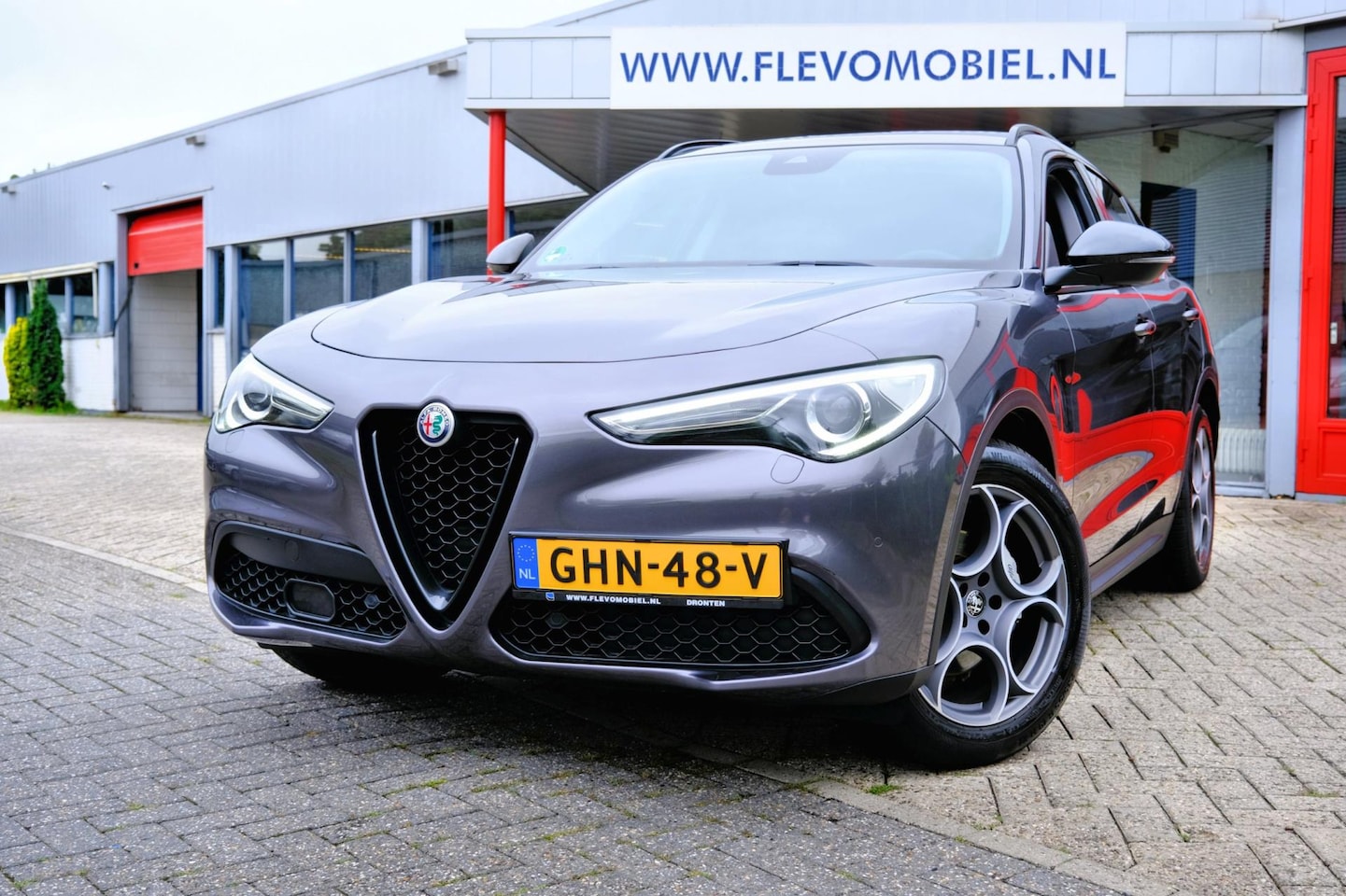 Alfa Romeo Stelvio - 2.2 JTD 161pk Aut. B-Tech Xenon|Half Leder|Navi|LMV|Cam - AutoWereld.nl