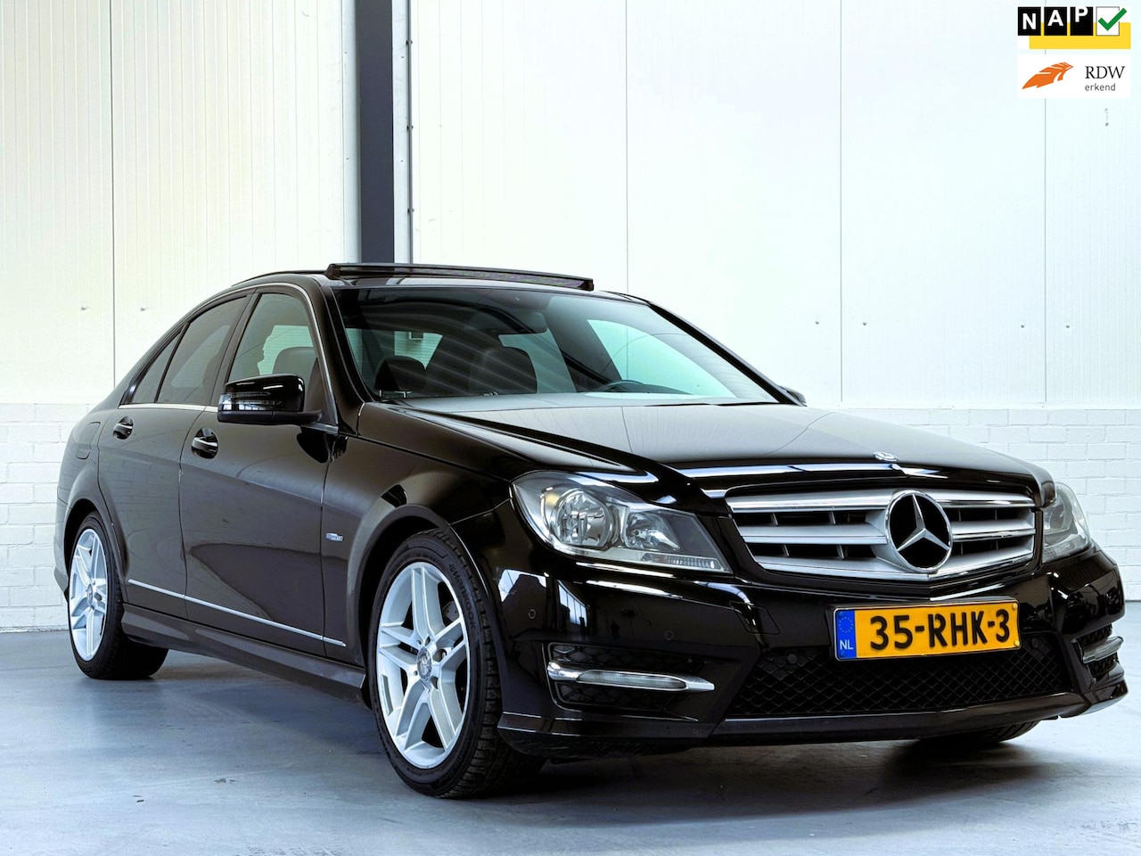 Mercedes-Benz C-klasse - 180 Avantgarde AMG|Pano|Keyless|Org NL - AutoWereld.nl