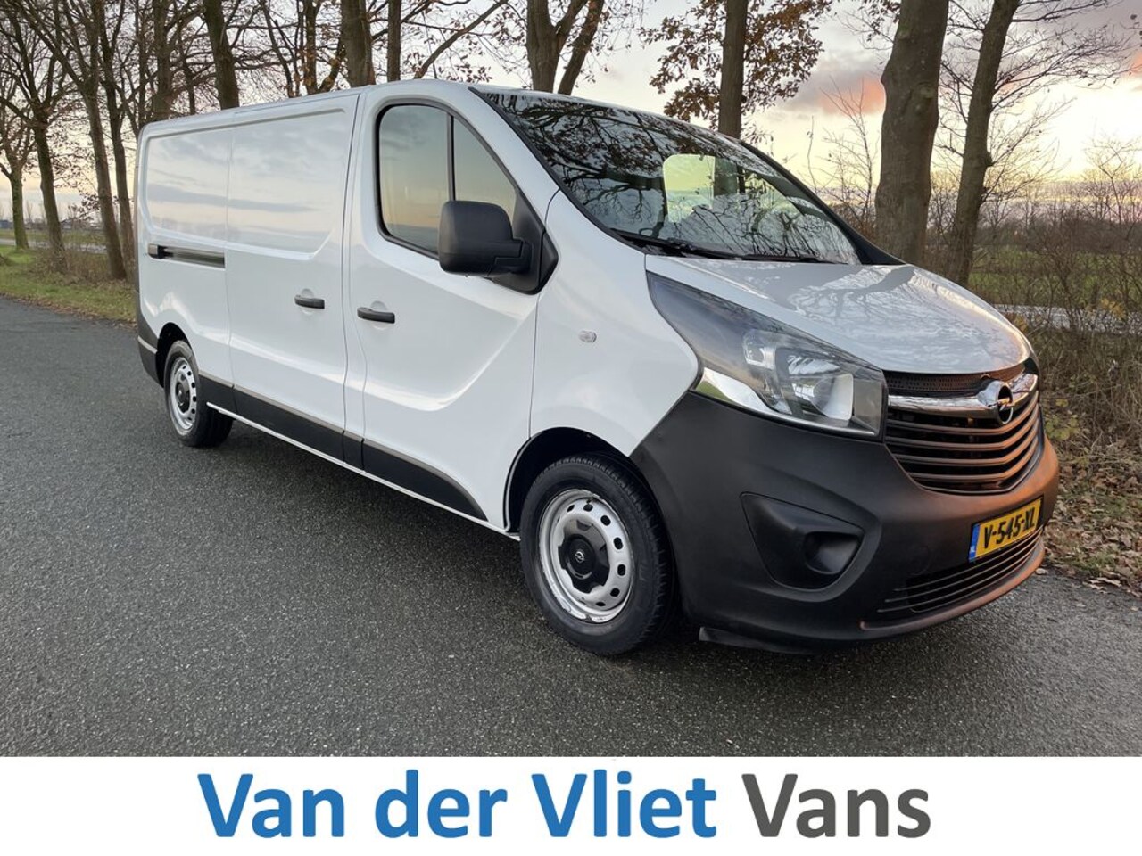 Opel Vivaro - 1.6 CDTI 126pk E6 L2 Edition 3 Zits Lease €267 p/m, Trekhaak, Inrichting, Airco, Navi, PDC - AutoWereld.nl