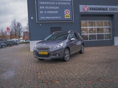 Peugeot 2008 - 1.2 PureTech Allure met trekhaak