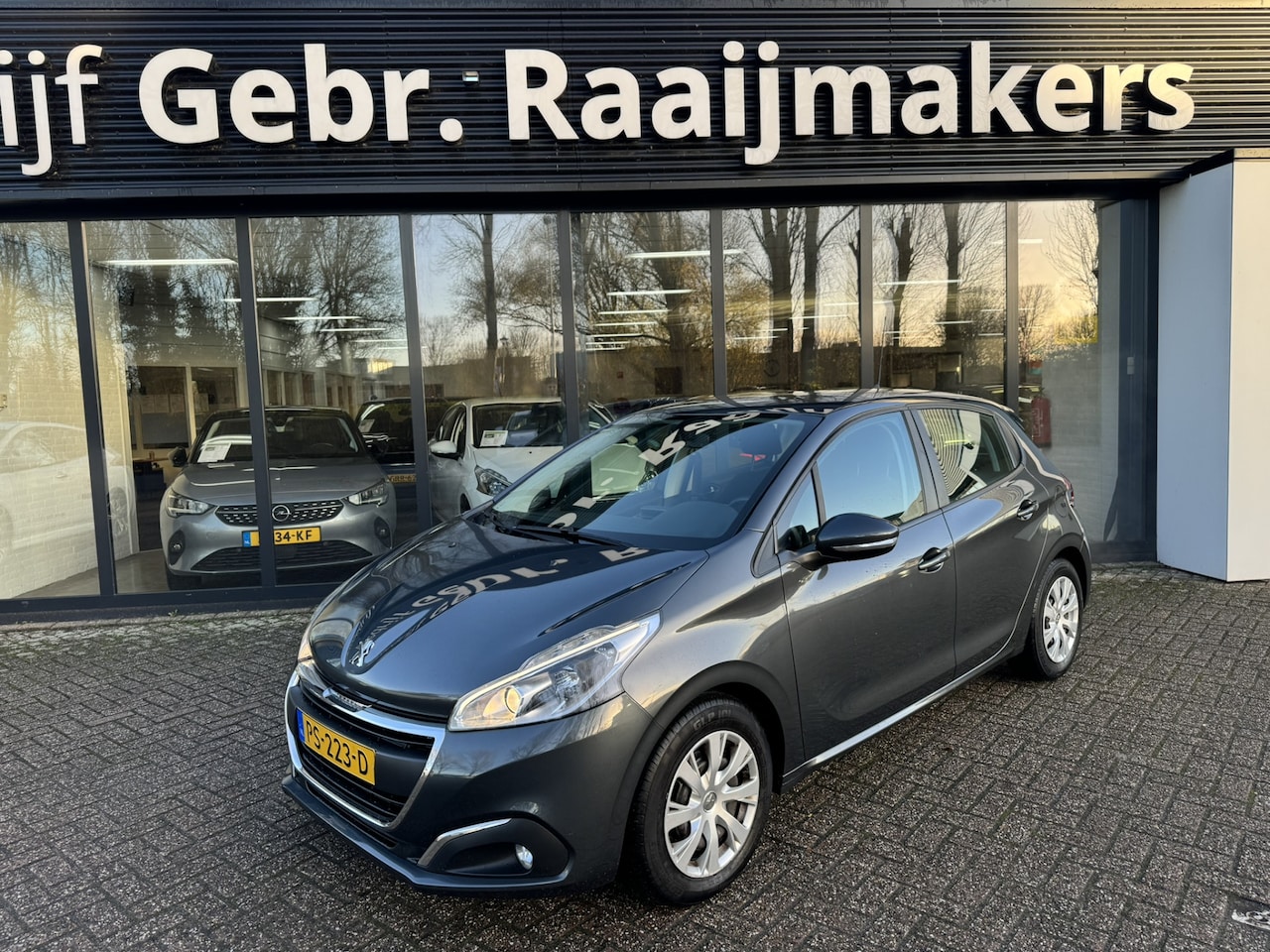 Peugeot 208 - 1.2 PureTech Blue Lion*Navi*Airco*EXPORT/EX.BPM* - AutoWereld.nl