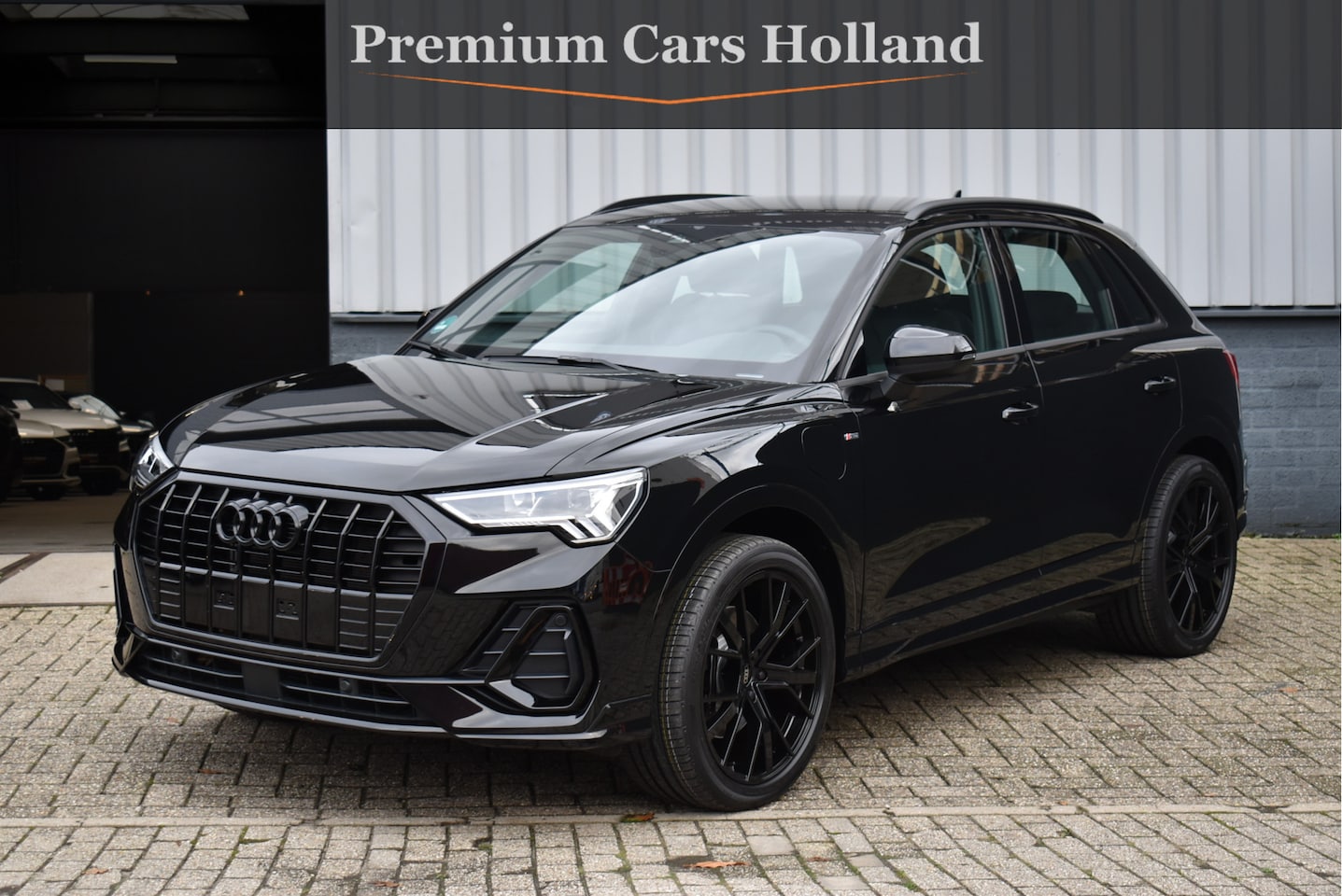 Audi Q3 - 45 TFSI e S-Line 245 Pk Black Ed Navi Memory Matrix Leder/Alcantara 20 Inch Velgen - AutoWereld.nl