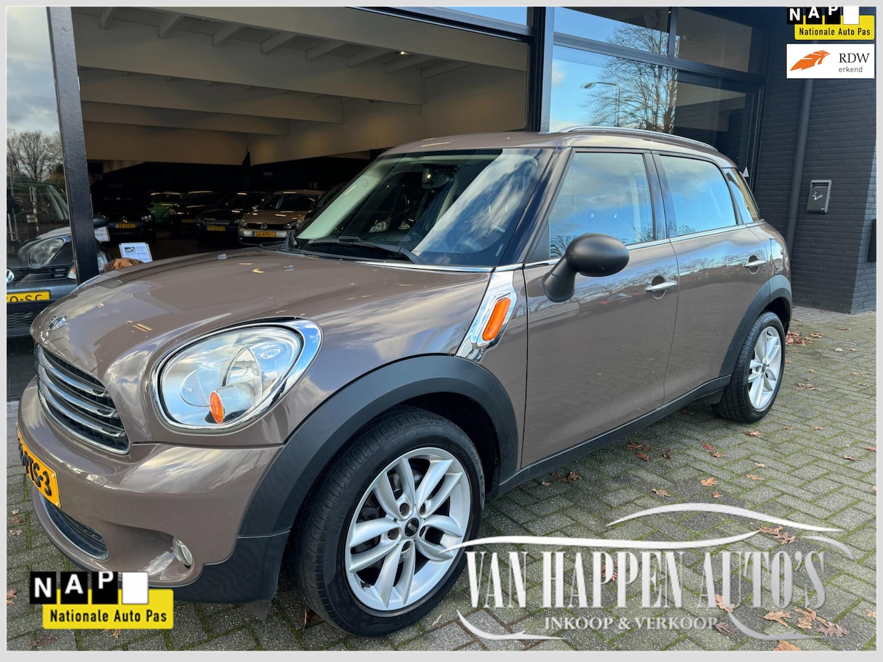 MINI Countryman - 1.6 One Pepper Mini 1.6 One Pepper - AutoWereld.nl