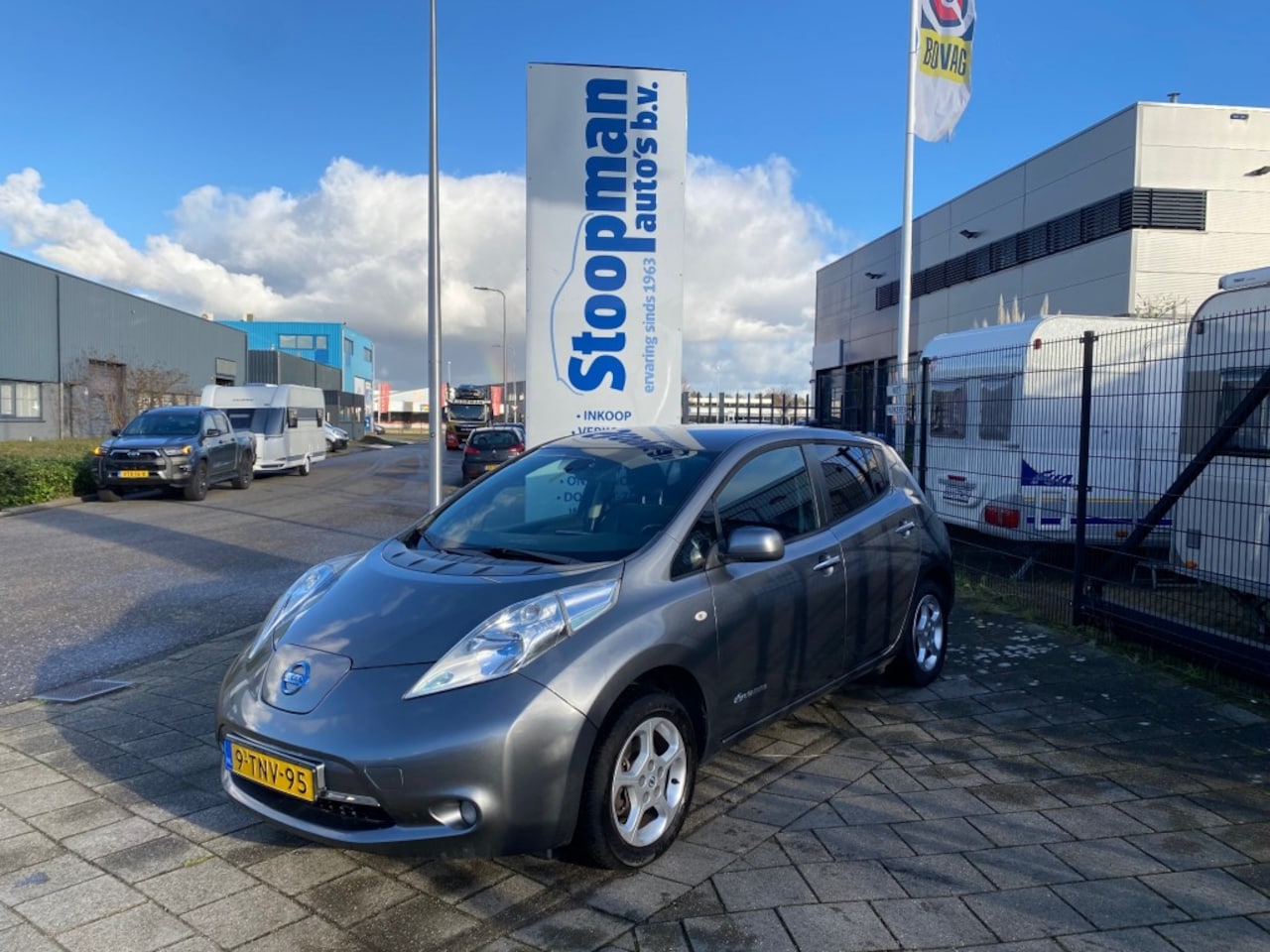 Nissan LEAF - Acenta 24kWh Clima Cruise Stoel/stuurverw. 66.557km - AutoWereld.nl