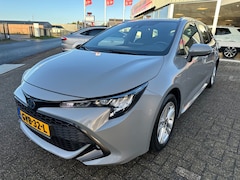 Toyota Corolla - 1.8 Hybrid Business+