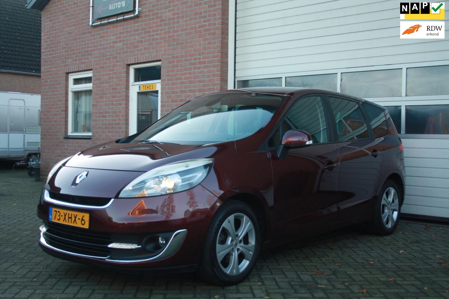 Renault Grand Scénic - 1.4 TCe Expression clima.trekhaak.navigatie.cruise control - AutoWereld.nl