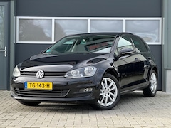 Volkswagen Golf - 1.2 TSI Trendline