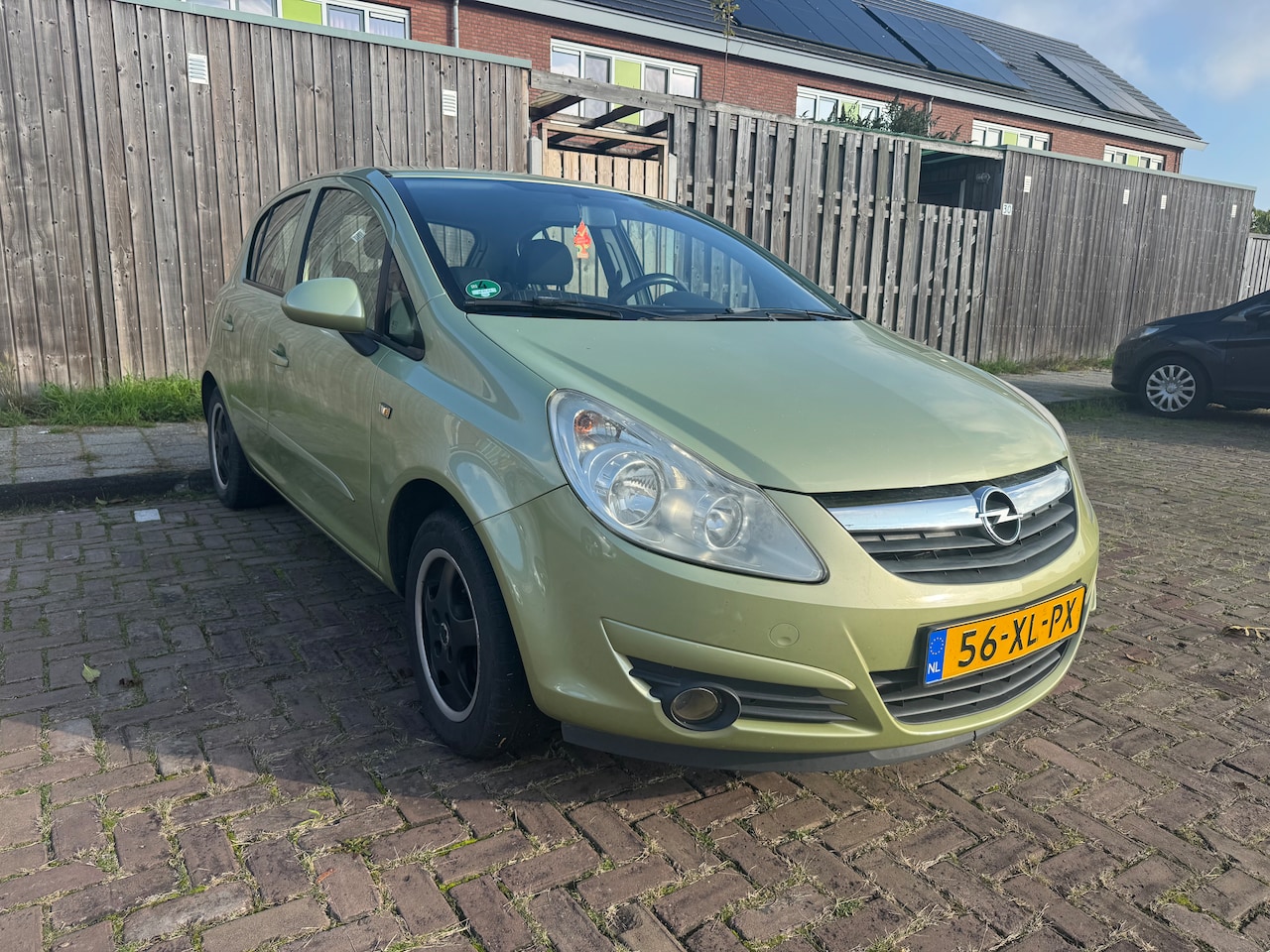 Opel Corsa - 1.4-16V Enjoy - AutoWereld.nl