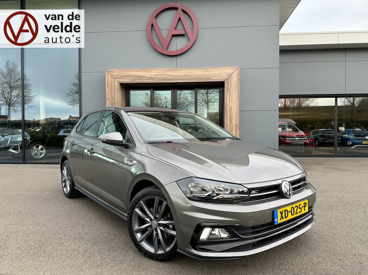 Volkswagen Polo - 1.0 TSI 116pk DSG Highline R-line | Digitaal dashboard | Navi | Rijklaar incl. 1 jaar Bova - AutoWereld.nl