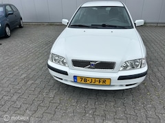 Volvo S40 - 1.6 in nieuwstaat