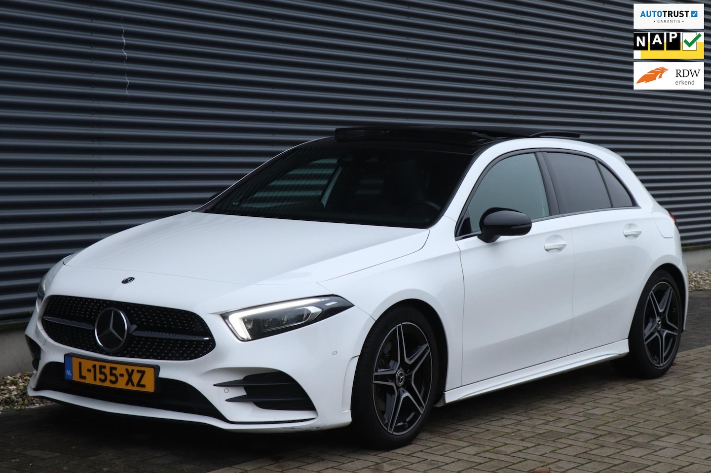 Mercedes-Benz A-klasse - 200 Premium AMG | PANO - MULTIBEAM - NAP - VOL! - AutoWereld.nl