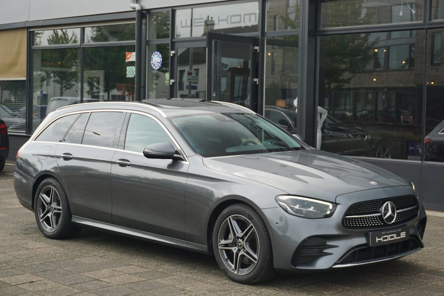 Mercedes-Benz E-klasse Estate - 200 AMG Line | trekhaak | dak - AutoWereld.nl