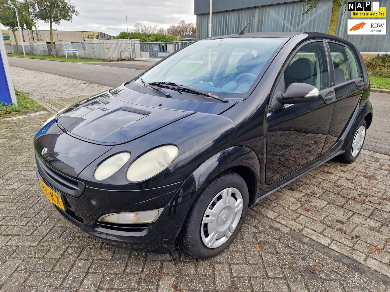 Smart Forfour - 1.1 pulse 1.1 pulse, Apk, Nap, Goed rijdend, Inruil mogelijk. - AutoWereld.nl