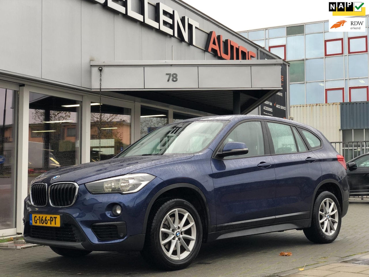 BMW X1 - SDrive18d Centennial High Executive-Pano.dak - AutoWereld.nl