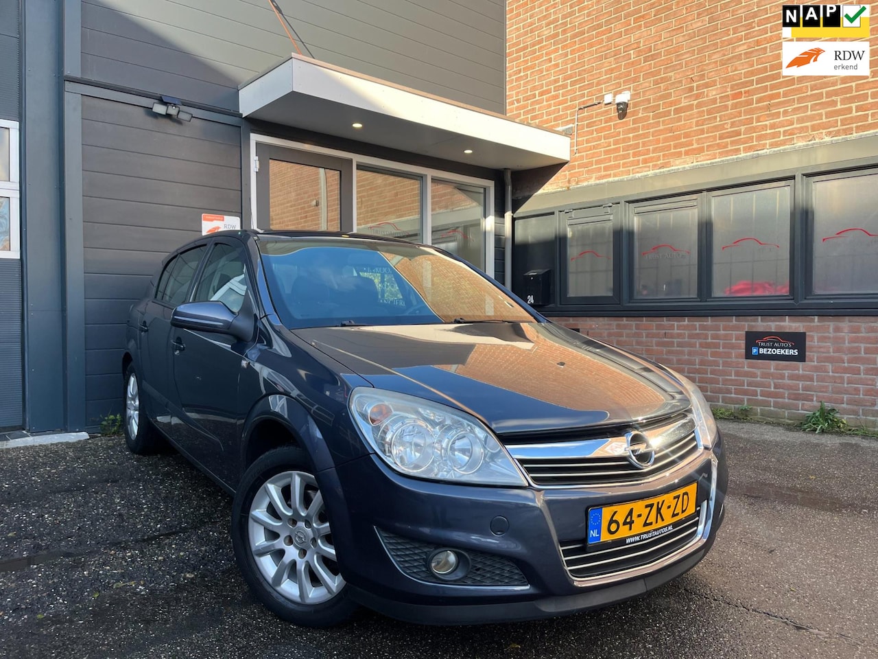 Opel Astra - 1.6 Temptation|NAP|PDC|NAVI|AIRCO|APK|CRUISE - AutoWereld.nl