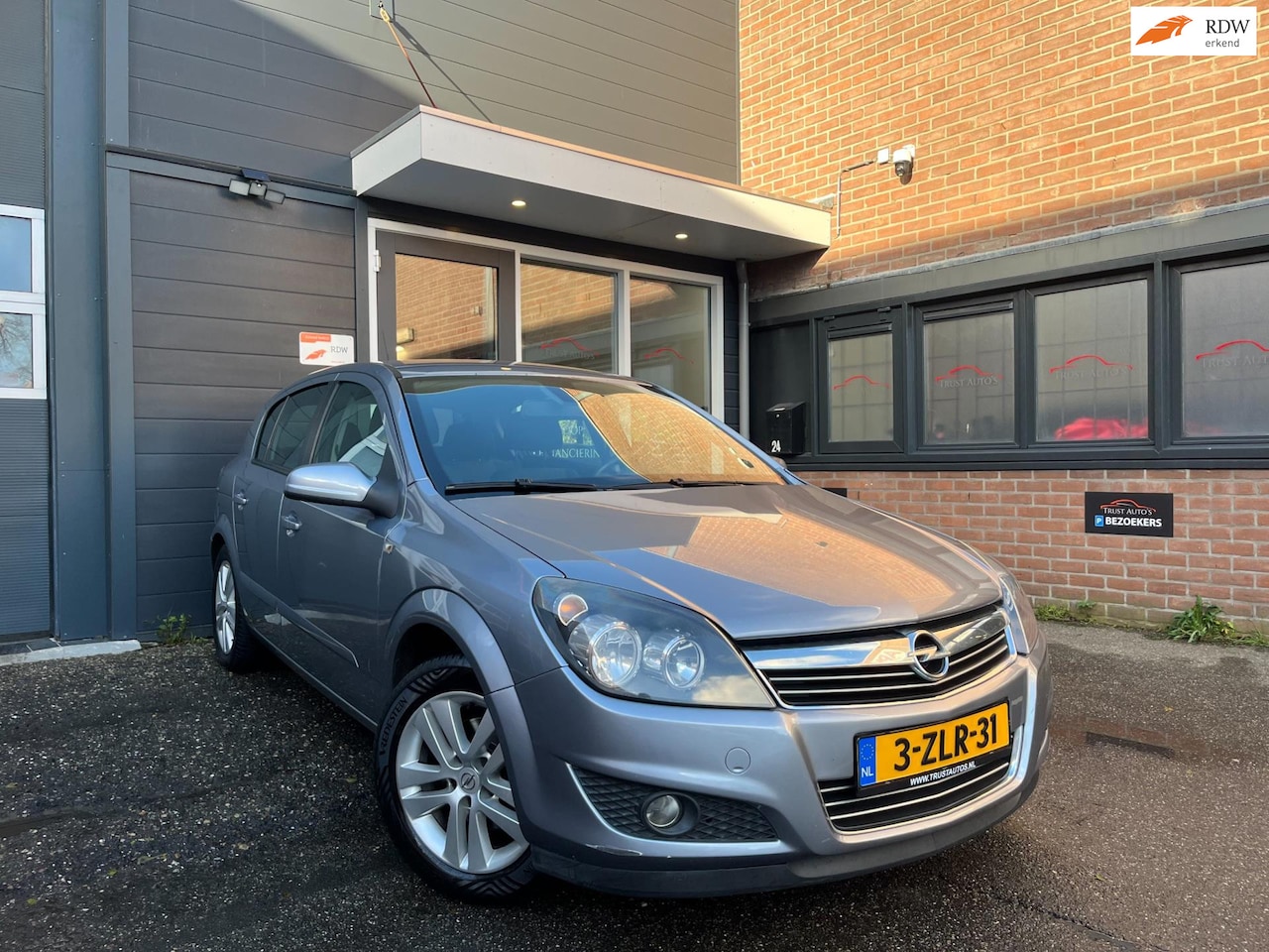 Opel Astra - 1.6 Cosmo|CRUISE|AIRCO|CLIMA|ELEK.PAKKET|TREKHAAK - AutoWereld.nl